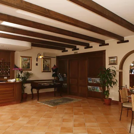 La Loggia 4*