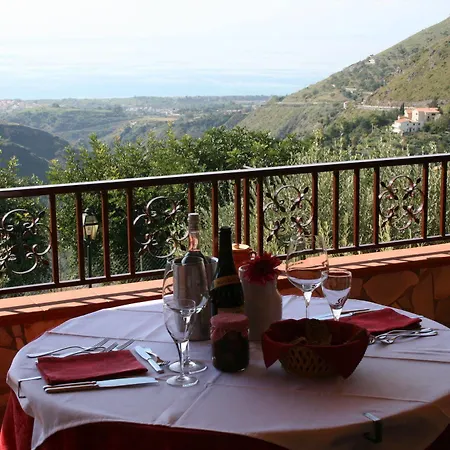 Hotel La Loggia Tortora